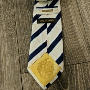 Donald Trump Signature White with Blue Stripe Tie